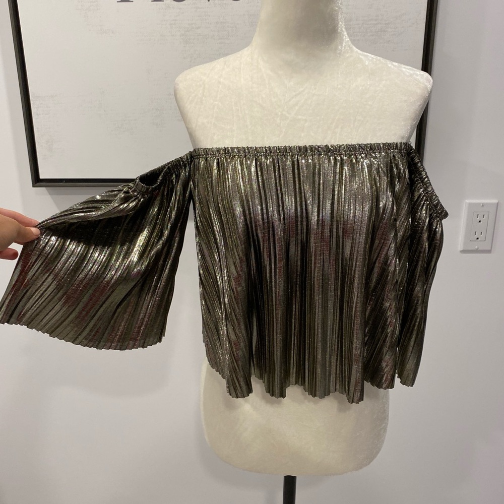 GOLD Off-The-Shoulder Top (Mendocino)